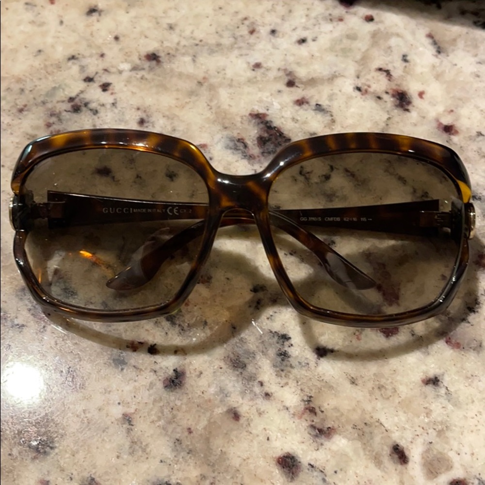 Gucci sunglasses